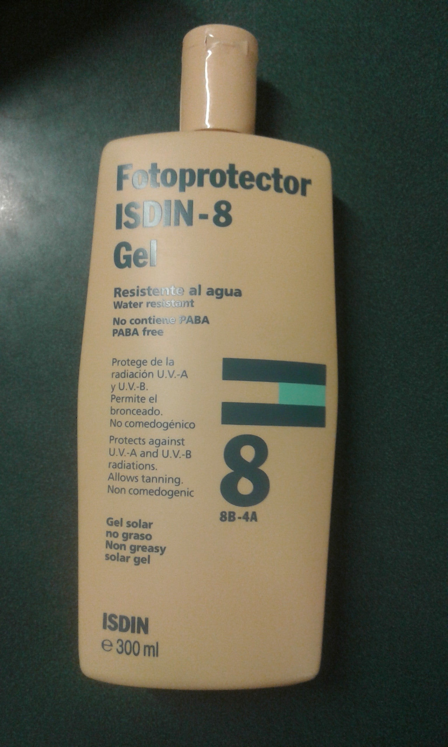 FOTOPROTECTOR 8 ISDIN GEL 300 ML